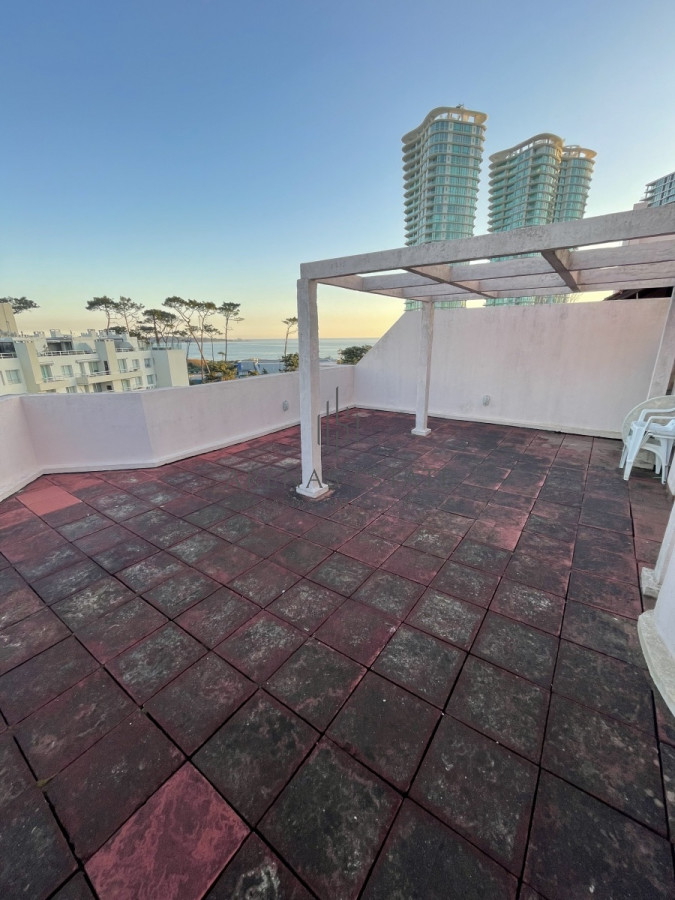 Apartamento ID.1345 - Penthouse en venta mansa , Punta del Este 