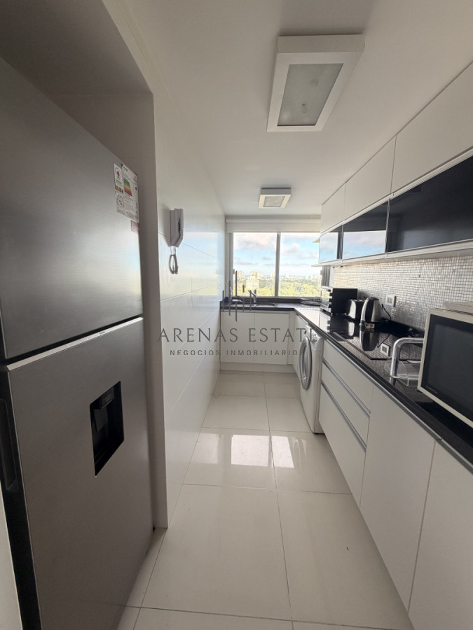 Apartamento ID.260 - Oportunidad en Roosevelt, apartamento de 3 dormitorios , reciclado 