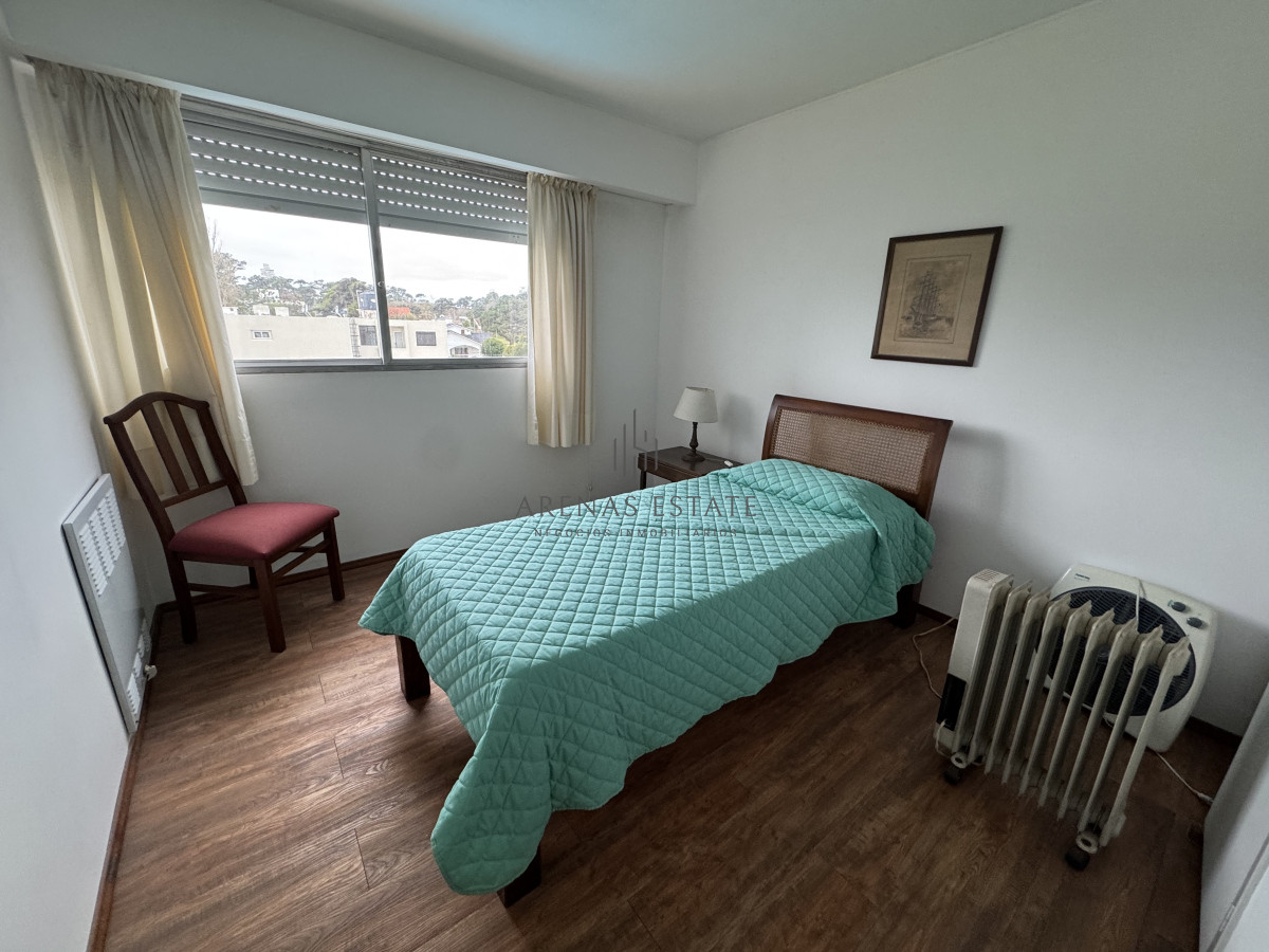 Apartamento ID.3767 - Apartamento en venta de 3 dormitorios en primera linea de playa mansa 