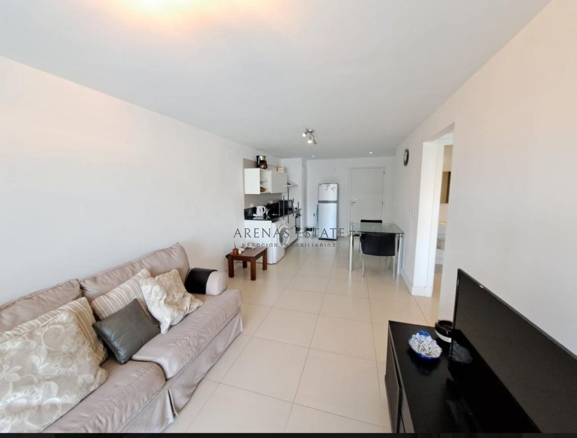 Apartamento ID.1558 - Apartamento de dos dormitorios en venta en punta del Este 