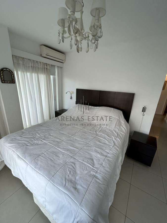 Apartamento ID.1956 - Apartamento de 3 dormitorios en venta Punta del Este