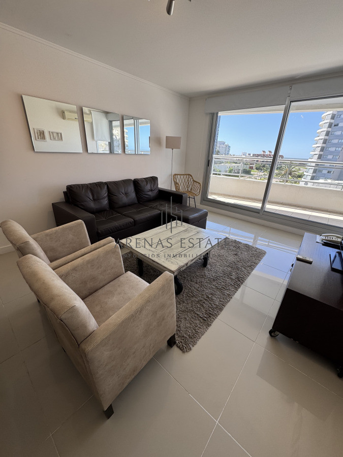 Apartamento ID.4002 - Apartamento de 3 dormitorios en venta en Punta del Este 