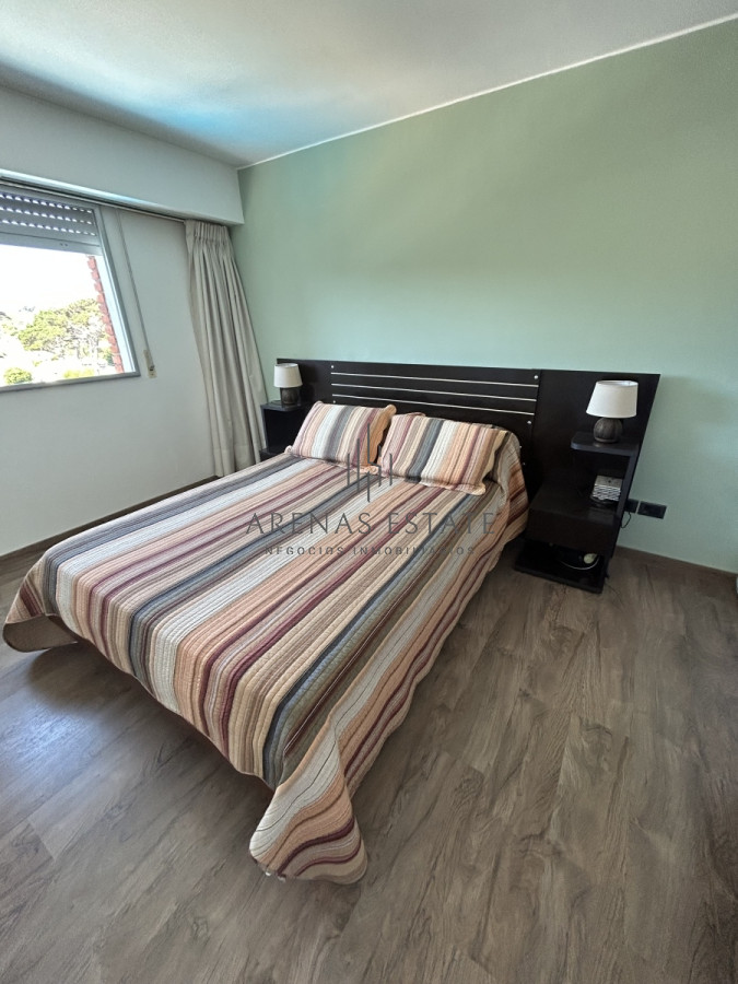 Apartamento ID.2117 - Apartamento de dos dormiorios en venta en Punta del Este 