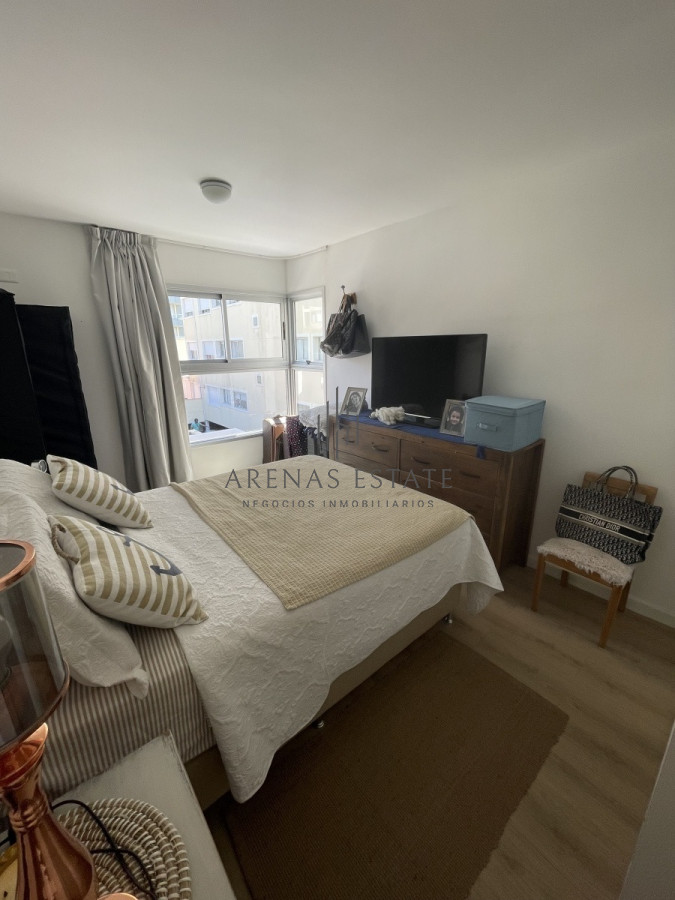 Apartamento ID.500 - Hermoso apartamento en venta 2 dormitorios en Punta del Este