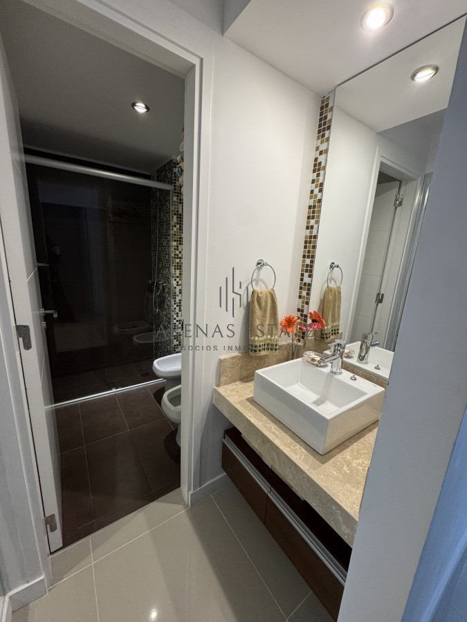 Apartamento ID.4001 - Apartamento de 3 dormitorios en venta en Punta del Este 