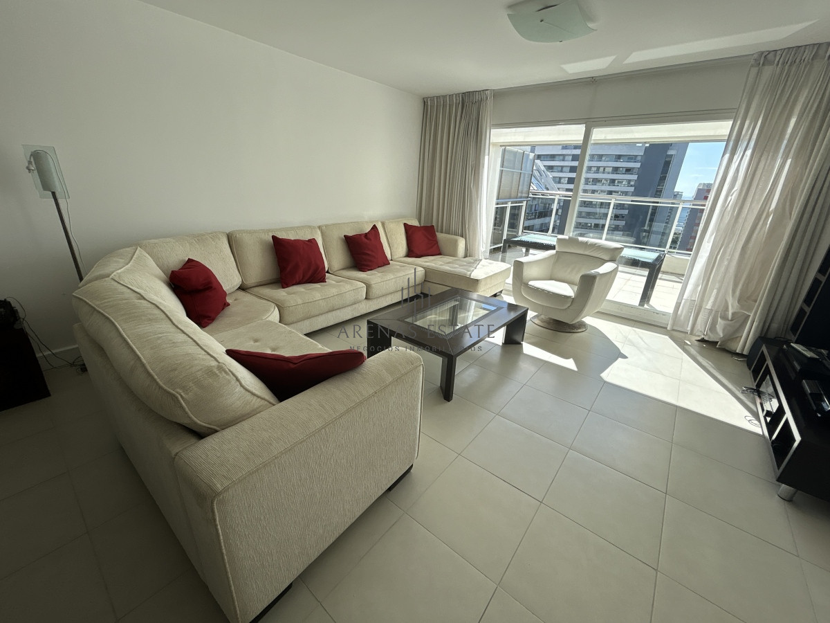 Apartamento ID.2285 - Aprtamento en venta de 3 dormitorios en suite en Punta del Este , Penthouse 