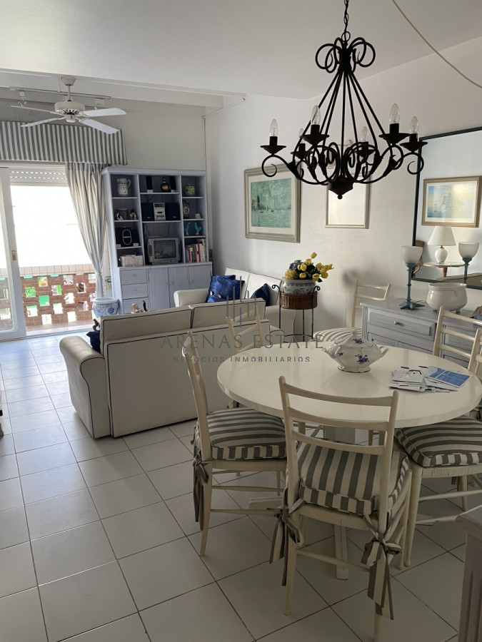 Apartamento ID.825 - Apartamento en venta en Punta del Este, 4 dormitorios 