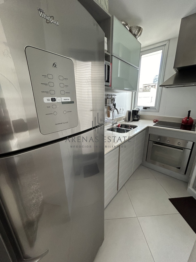 Apartamento ID.2550 - Apartamento de dos dormitorios en venta en zona del Puerto de Punta del Este 