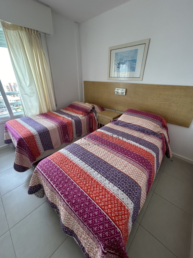 Apartamento ID.2237 - Apartamento de 3 dormitorios en venta en Punta del Este 