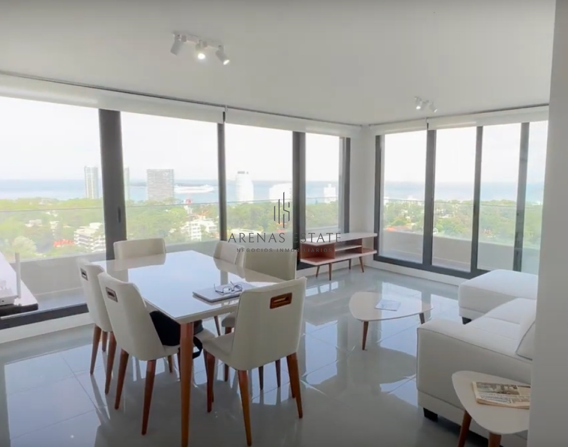 Apartamento ID.2447 - Apartamento en venta de 3 dormitorios en Av Roosevelt 