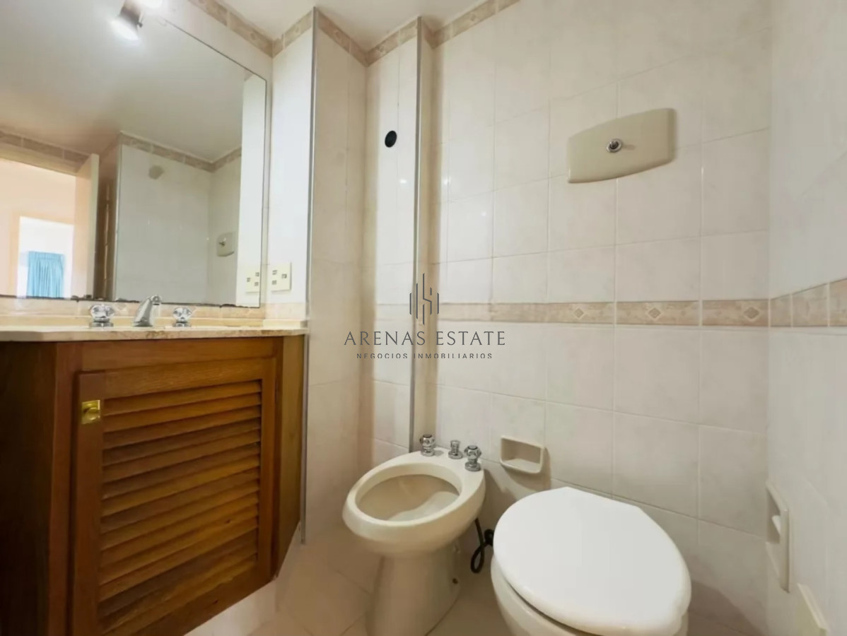 Apartamento ID.2666 - Apartamemento en venta de 1 dormitorio y medio en Punta del Este 