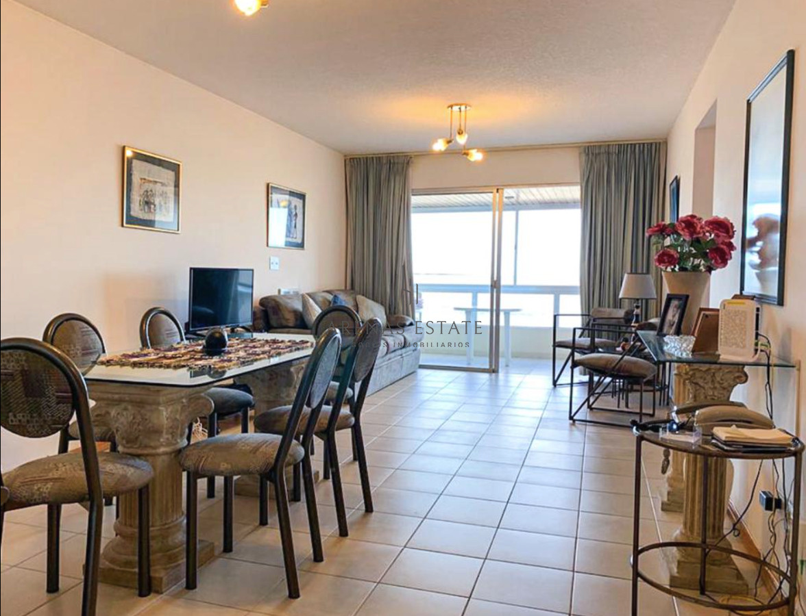 Apartamento ID.3507 - Apartamento de 2 dormitorios en venta en Punta del Este