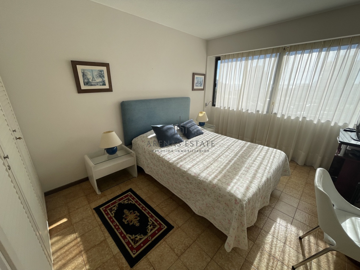 Apartamento ID.1175 - Casa en venta en Punta del Este , Brava 