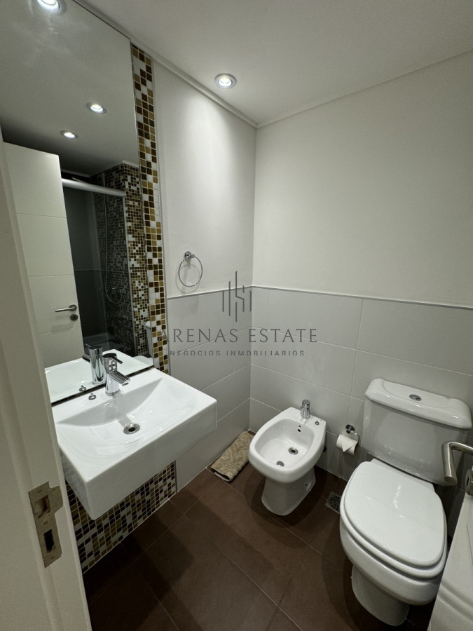 Apartamento ID.3051 - Apartamento de 3 dormitorios en venta en Punta del Este 