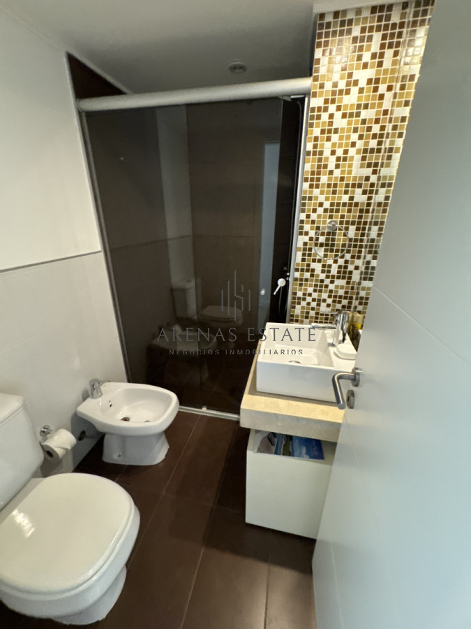Apartamento ID.3181 - Apartamento de 3 dormitorios en zona chiverta , Punta del Este 