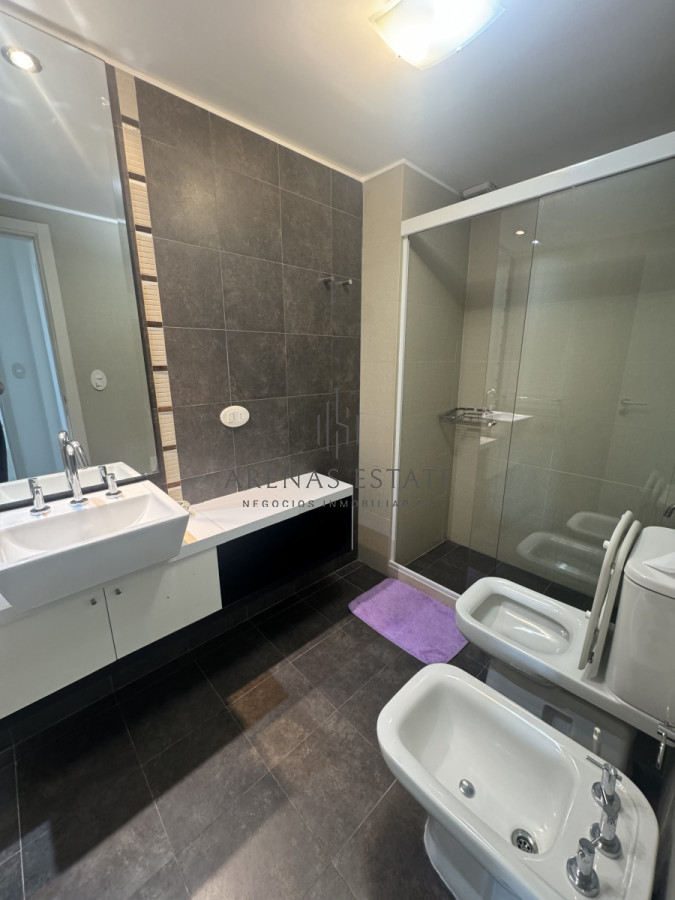 Apartamento ID.3598 - Apartamento de dos dormitorios en venta en Punta del Este 