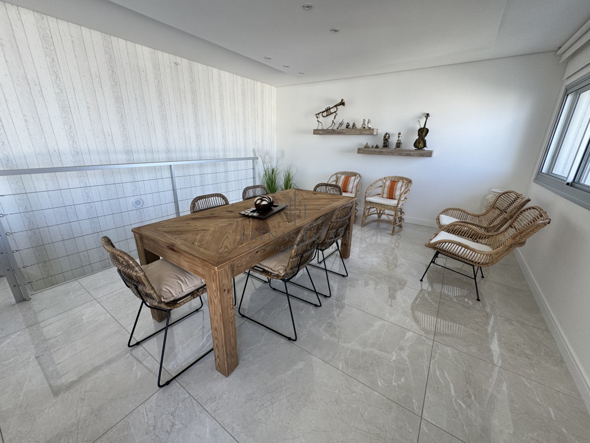 Apartamento ID.3544 - Espectacular Penthouse en Venta en Punta del Este  