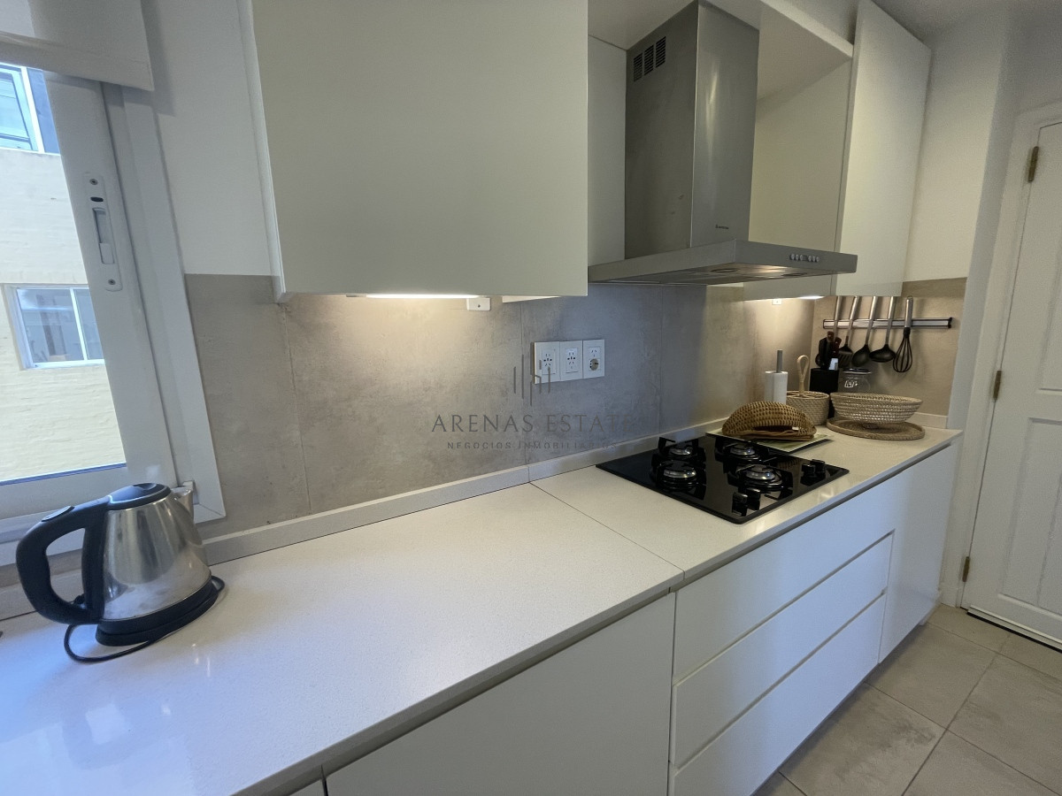Apartamento ID.1610 - Apartamento de 3 dormitorios con vista al mar , en Brava Punta del Este 