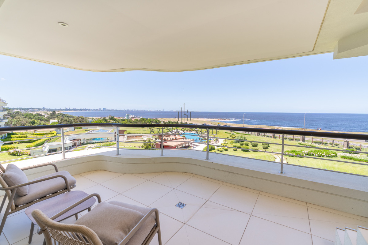 Apartamento ID.3881 - Exclusivo Penthouse en venta en primera linea de la Mansa , Punta del Este
