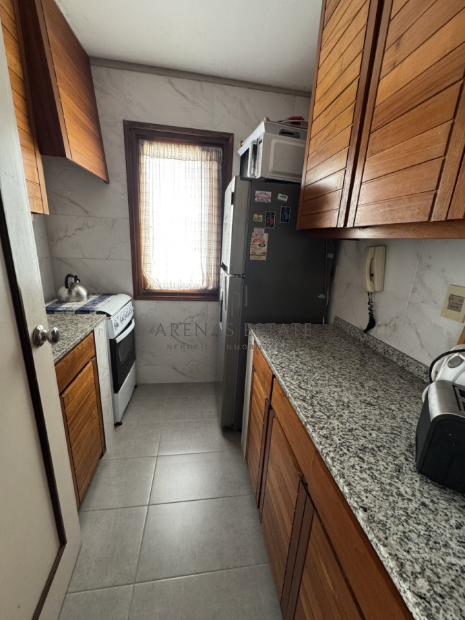 Apartamento ID.3730 - Apartamento en venta de 1 dormitorio en primera linea de Playa Mansa 