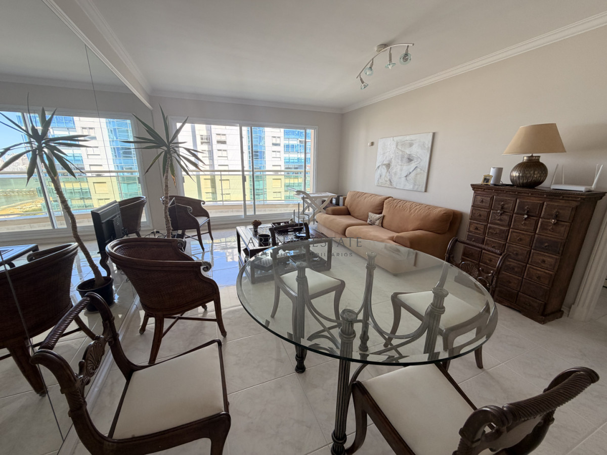 Apartamento ID.4394 - Apartamento en venta en Coral Tower 3 dormitorios , Paya Mansa