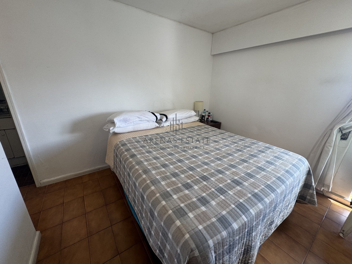 Apartamento ID.3671 - Apartamento en venta en Punta del Este de 3 dormitorios más servicio 