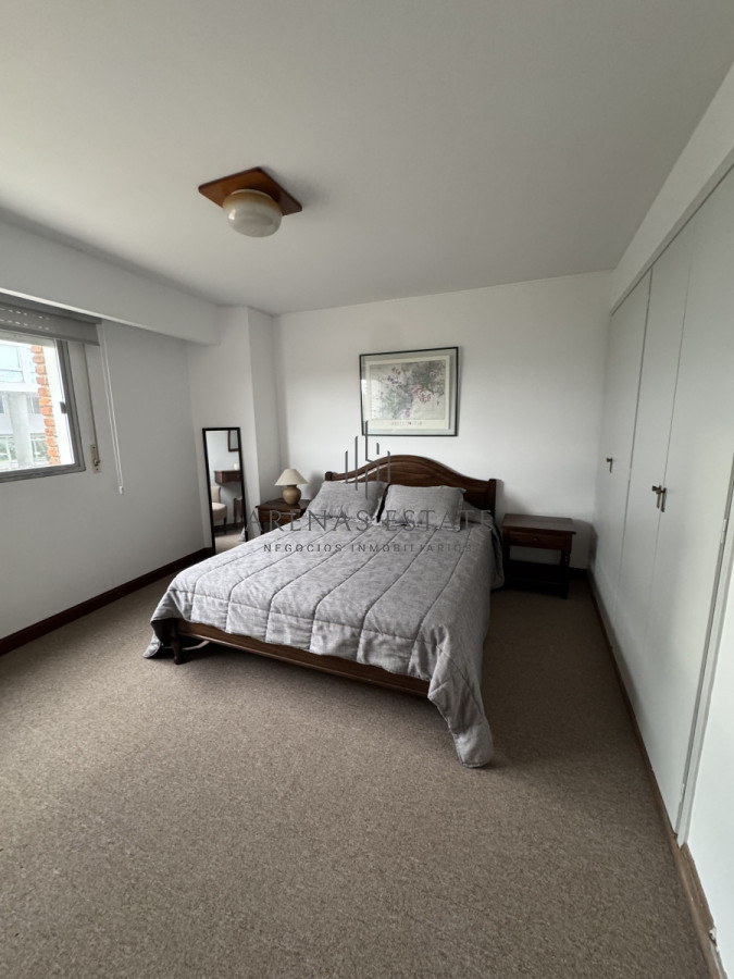 Apartamento ID.3766 - Apartamento en venta de 3 dormitorios en primera linea de la Mansa 