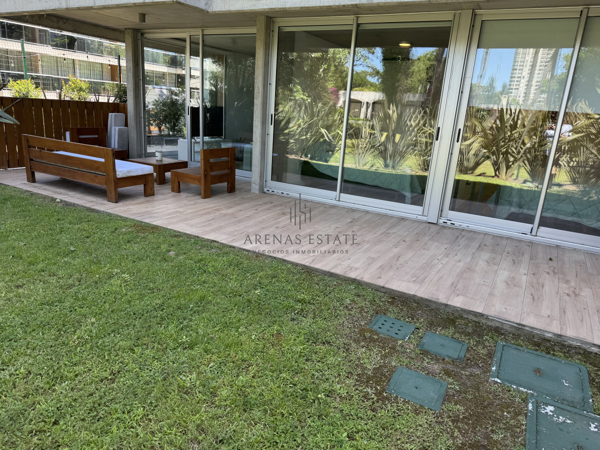 Apartamento ID.3296 - Excelente aparatmento en oportunidad en zona Mansa , Punta del Este 