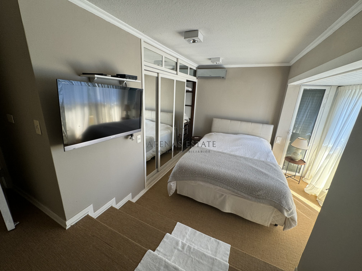 Apartamento ID.3226 - Apartamento en venta de 3 dormitorios en Punta del Este 