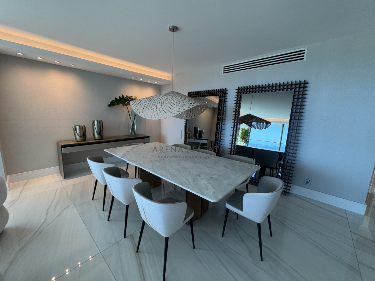 Apartamento ID.3703 - Exclusivo apartamento en venta en primera linea de la Mansa ,Fendi Chateau Punta del Este