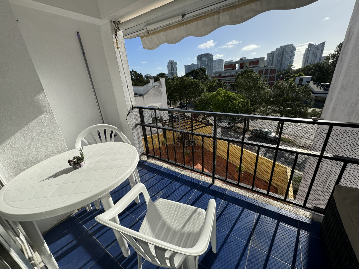 Apartamento ID.3247 - Apartamento de dos dormitorios en venta en Punta del Este