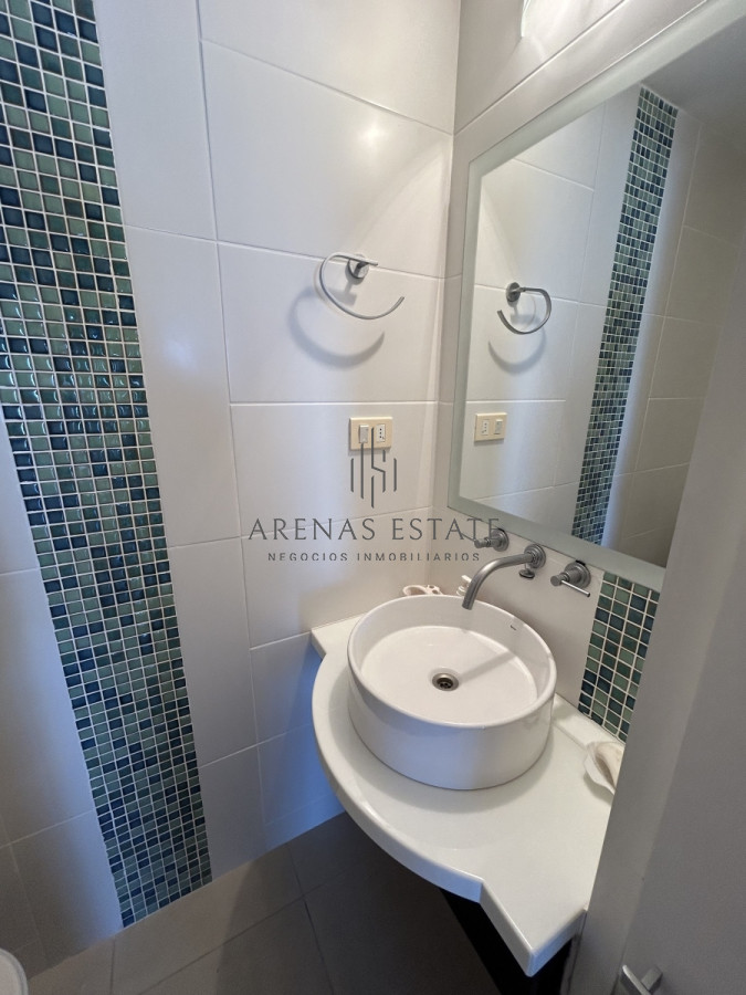 Apartamento ID.2237 - Apartamento de 3 dormitorios en venta en Punta del Este 