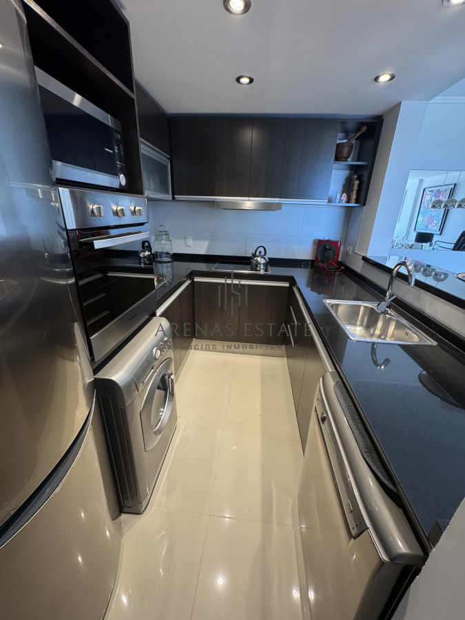 Apartamento ID.4000 - Apartamento de 3 dormitorios en venta en Punta del Este