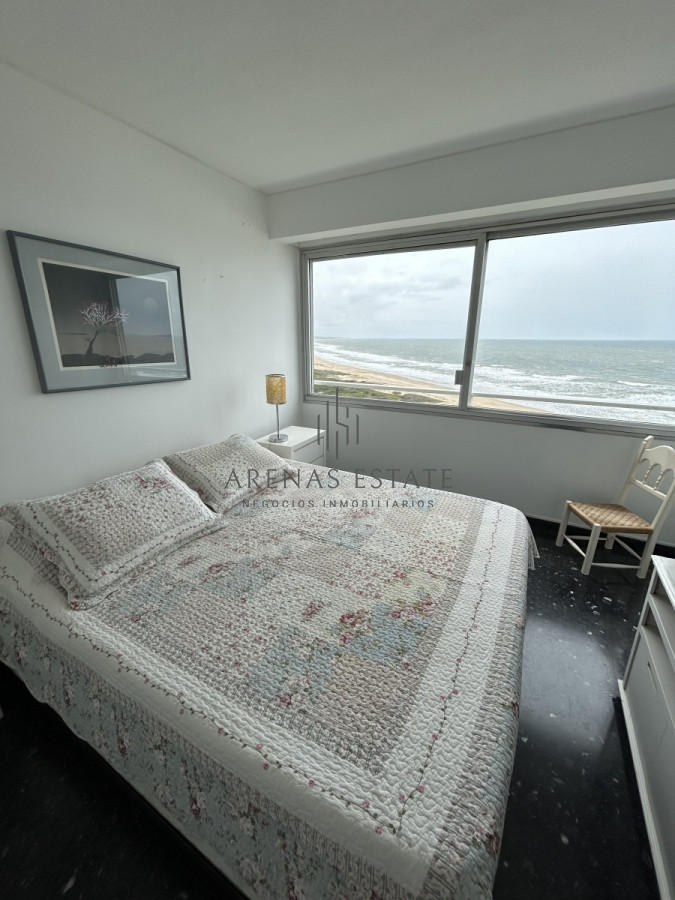 Apartamento ID.1973 - Espectacular apartamento en venta en zona de la Brava , 3 dormitorios mas servicio 