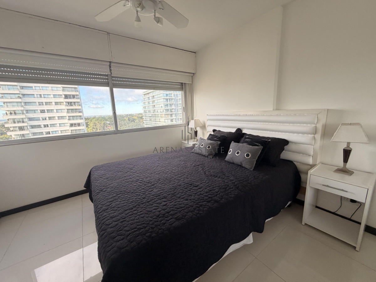 Apartamento ID.260 - Oportunidad en Roosevelt, apartamento de 3 dormitorios , reciclado 