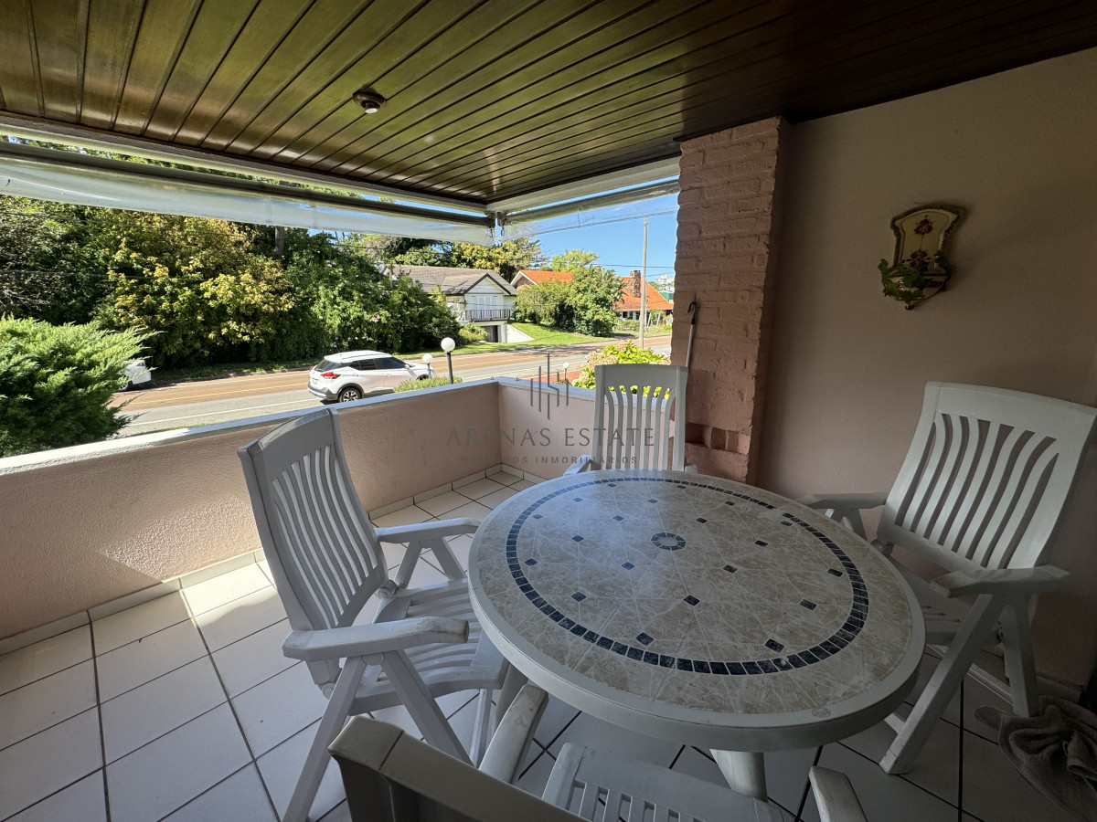 Apartamento ID.3606 - Apartamento de dos dormitorios a pasos de playa Mansa 