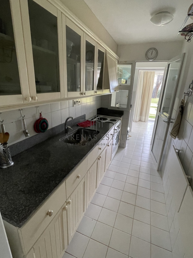 Apartamento ID.1611 - Apartamento de dos dormitorios en zona de la brava  , Punta del este