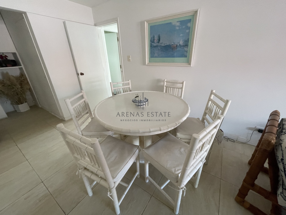 Apartamento ID.1673 - Apartamento de 3 dormitorios primera linea de la mansa, Punta del Este 