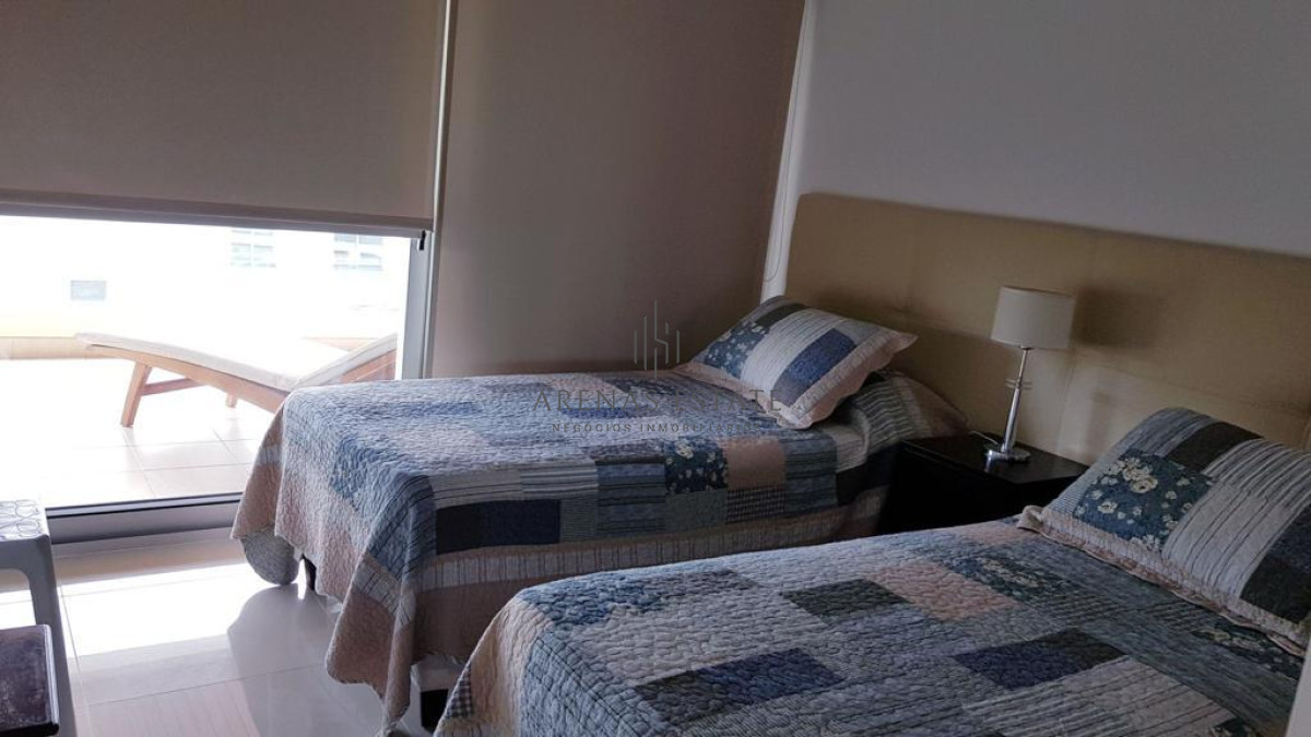 Apartamento ID.2113 - Apartamento de dos dormitorios e venta en Punta del Este 