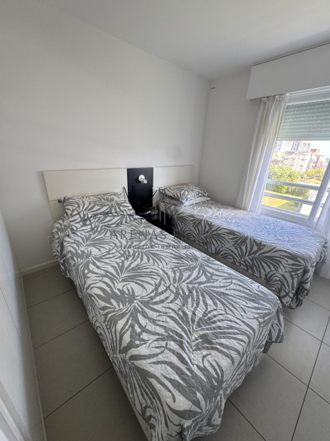 Apartamento ID.4089 - Apartamento de 3 dormitorios en venta en Punta del Este