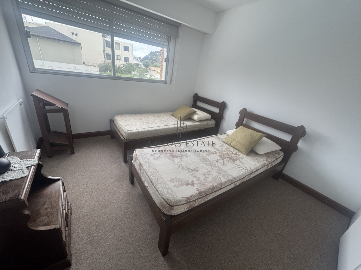 Apartamento ID.3766 - Apartamento en venta de 3 dormitorios en primera linea de la Mansa 