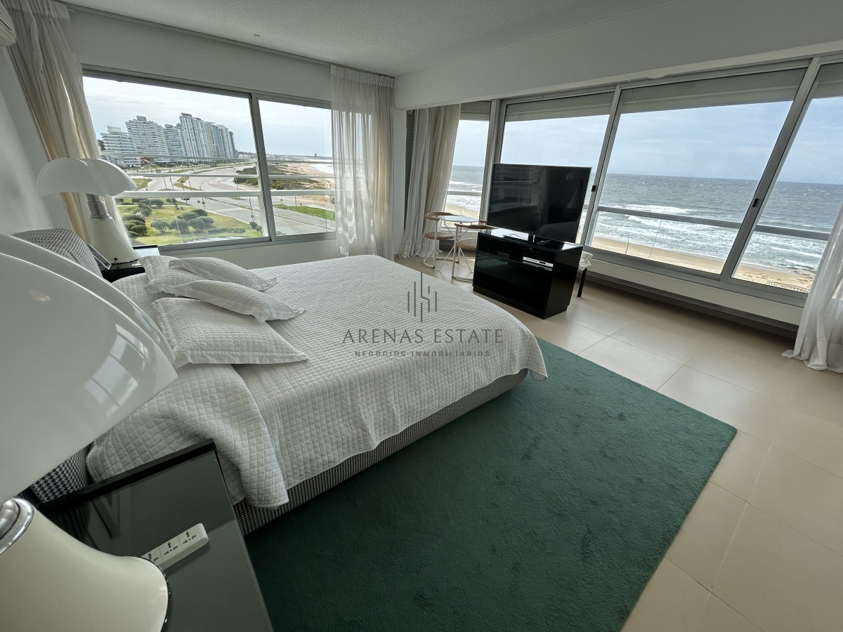 Apartamento ID.1731 - Apartamento de 3 dormitorios . primera linea Punta del Este 