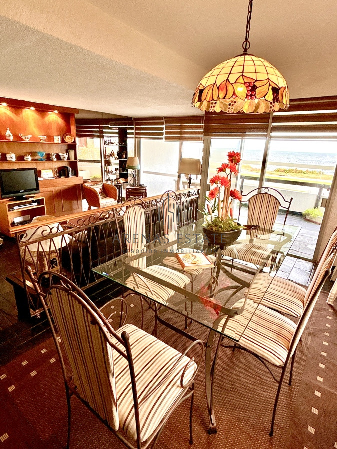 Apartamento ID.2615 - Apartamento en venta de dos dormitorios en Mansa, Punta del Este 