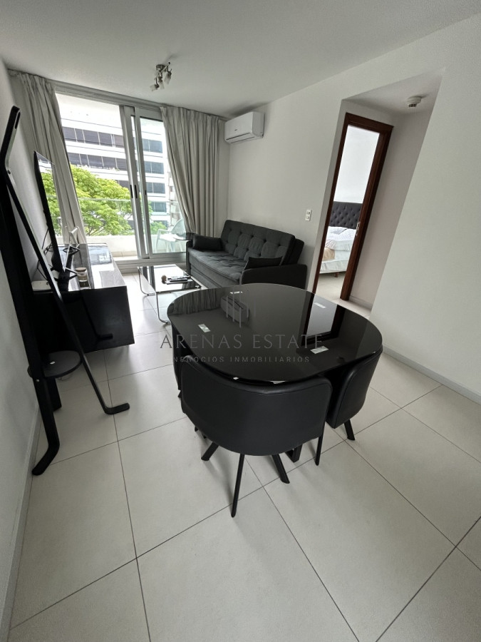 Apartamento ID.2075 - Apartamento de 1 dormitorio en venta en Punta del Este 