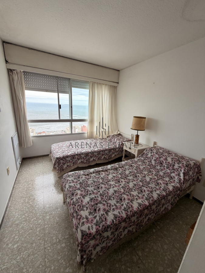 Apartamento ID.4302 - Apartamento de 3 dormitorios en venta en Punta del Esre