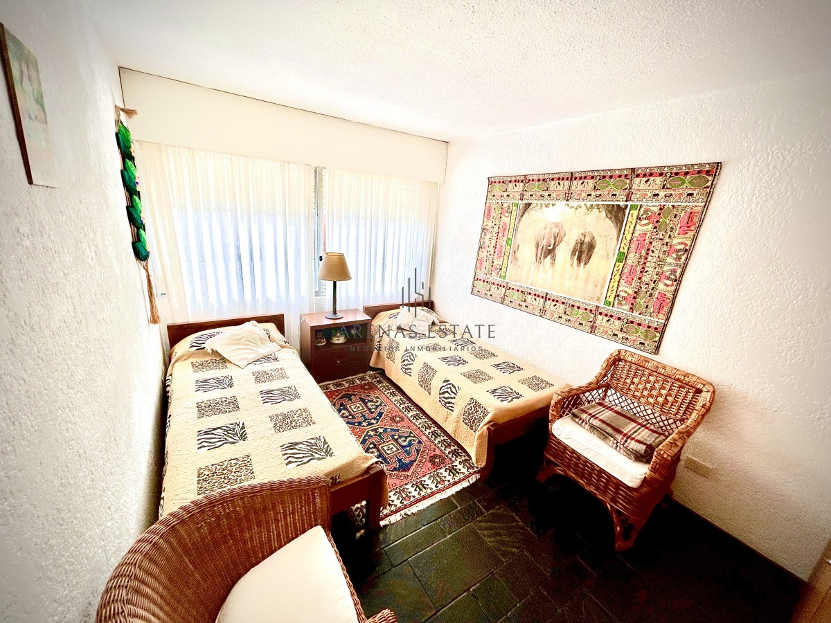 Apartamento ID.2615 - Apartamento en venta de dos dormitorios en Mansa, Punta del Este 