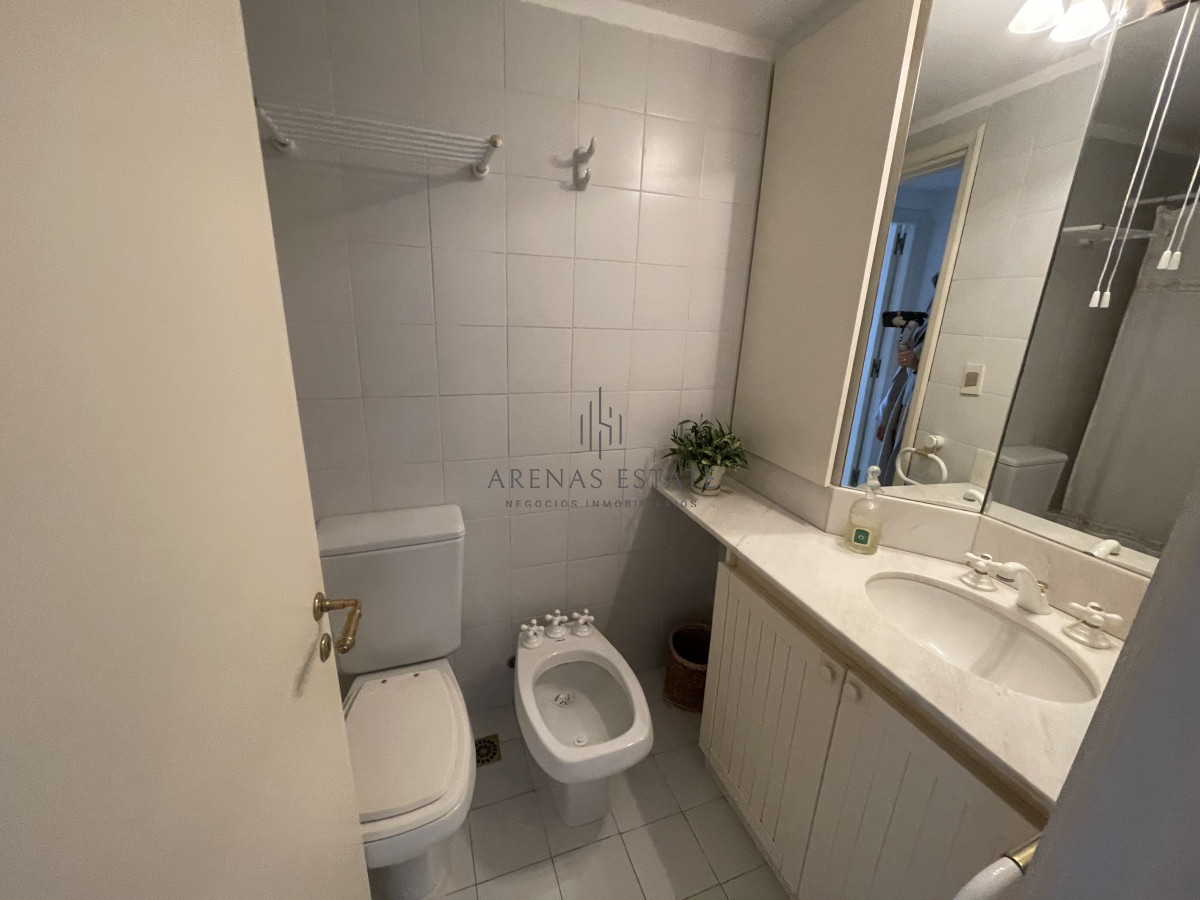 Apartamento ID.1611 - Apartamento de dos dormitorios en zona de la brava  , Punta del este