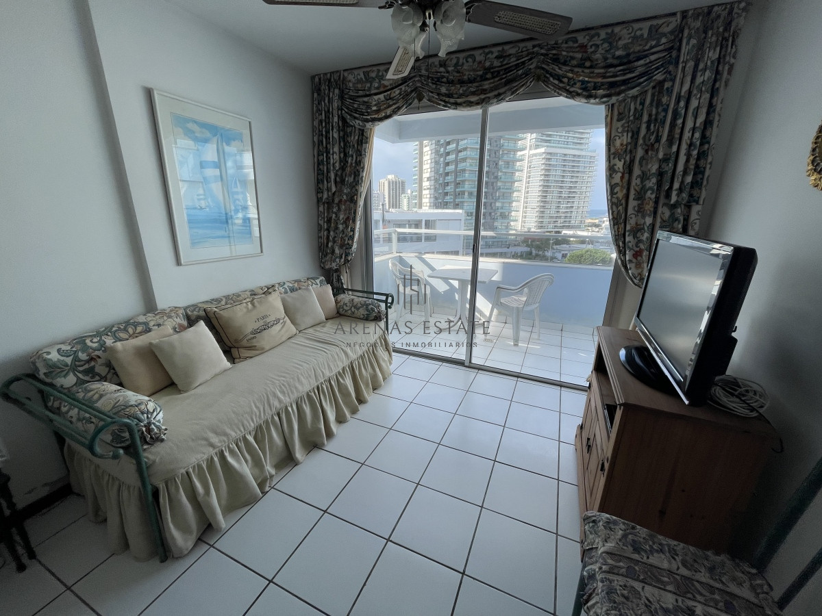 Apartamento ID.1499 - Apartamento de 1 dormitorio en Aidy Grill, Punta del Este 