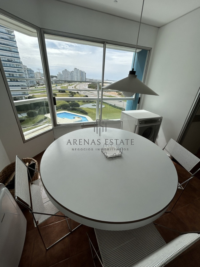 Apartamento ID.1731 - Apartamento de 3 dormitorios . primera linea Punta del Este 