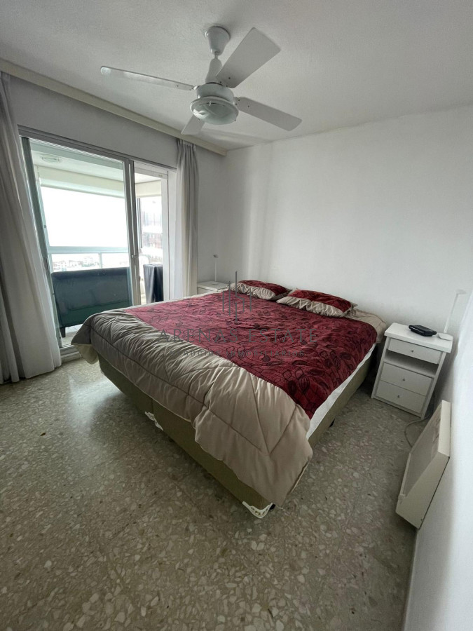 Apartamento ID.187 - Apartamento en venta de dos dormitorios en Peninsula , Punta del Este 
